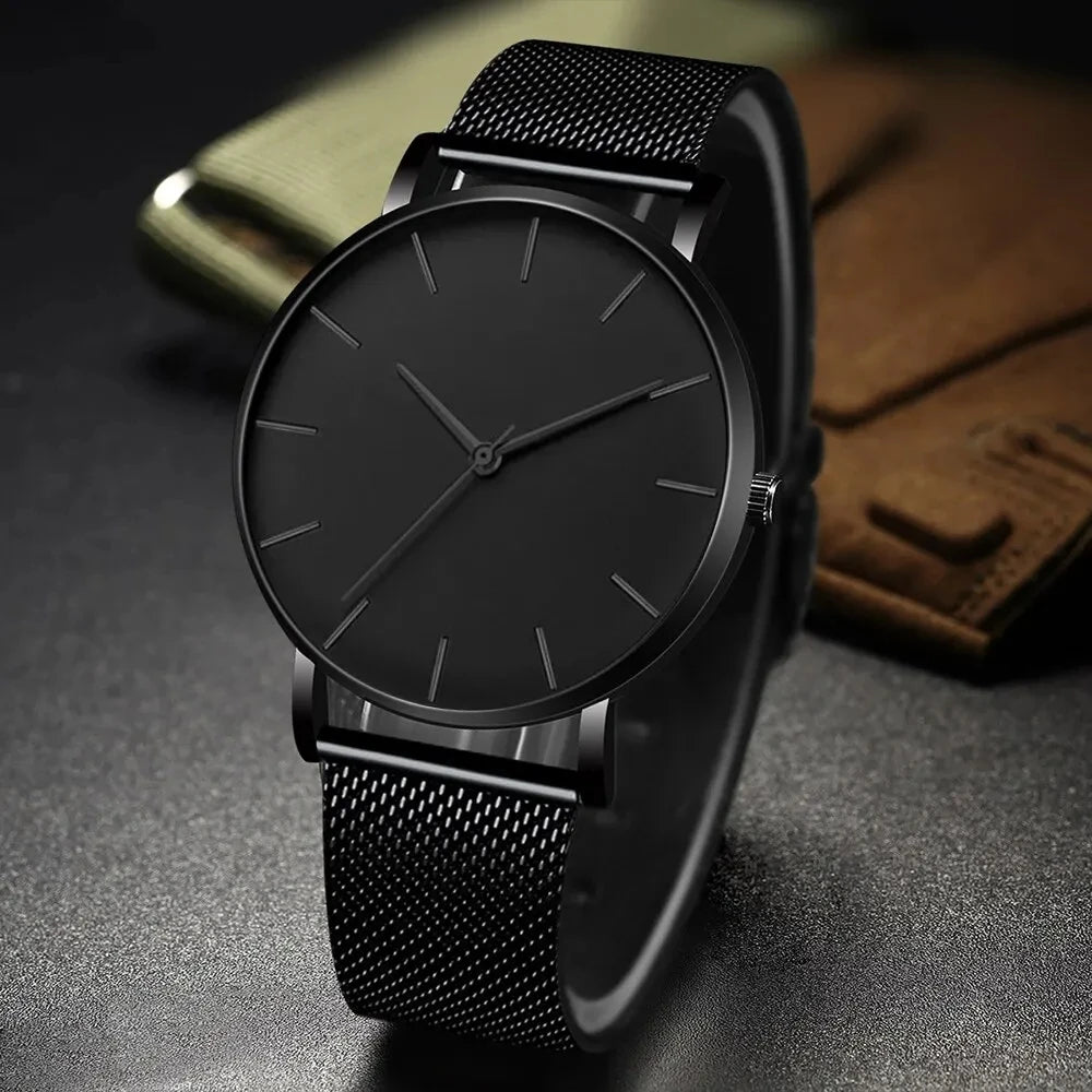 Montre Noire Minuit — Quartz ultrafine
